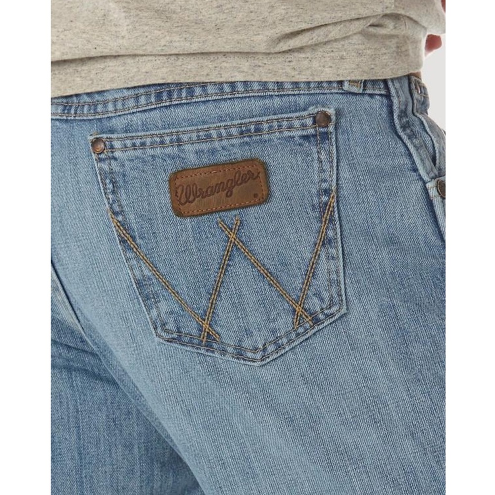 Wrangler crest retro relaxed fit Men's Light Blue Bootcut Jeans size 38x34 - Picture 4 of 11